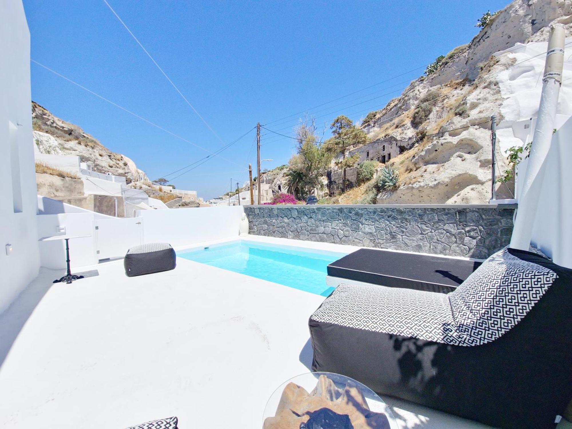 The Magic Luxury Cave * Vothon