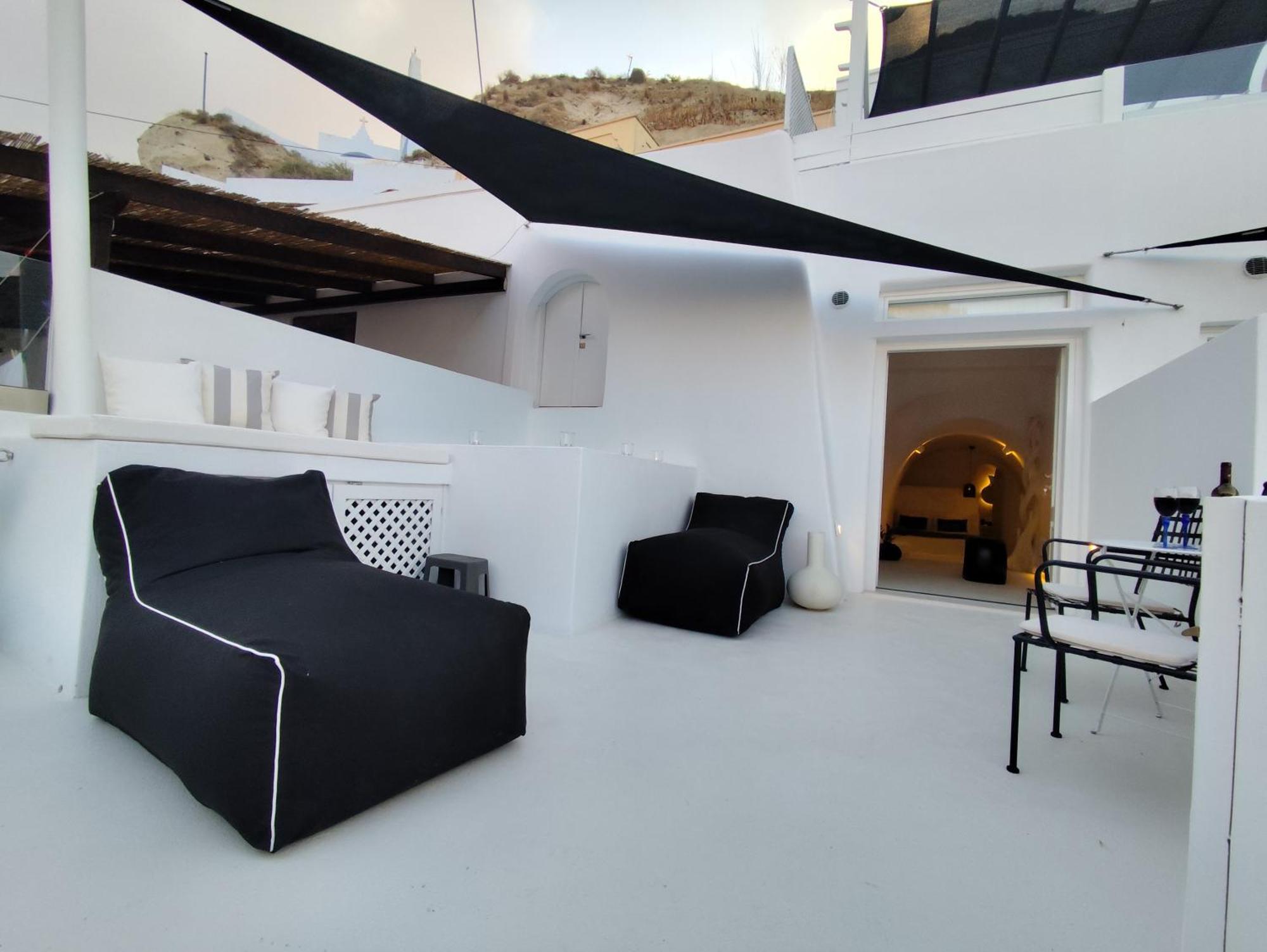 The Magic Luxury Cave * Vothon