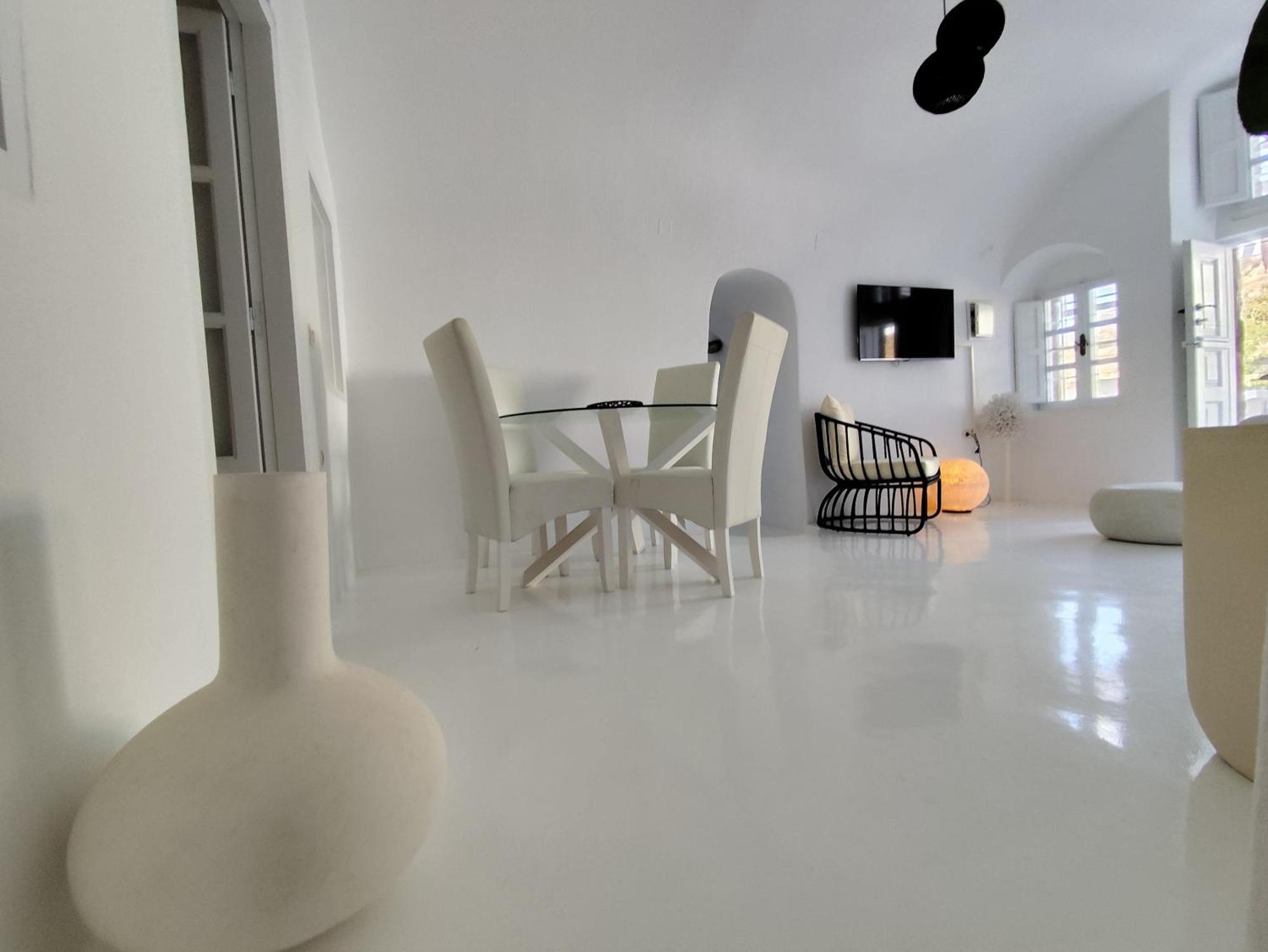 The Magic Luxury Cave Apartment Vothon