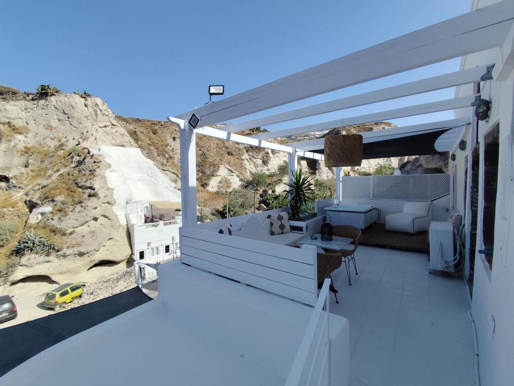The Magic Luxury Cave Apartment